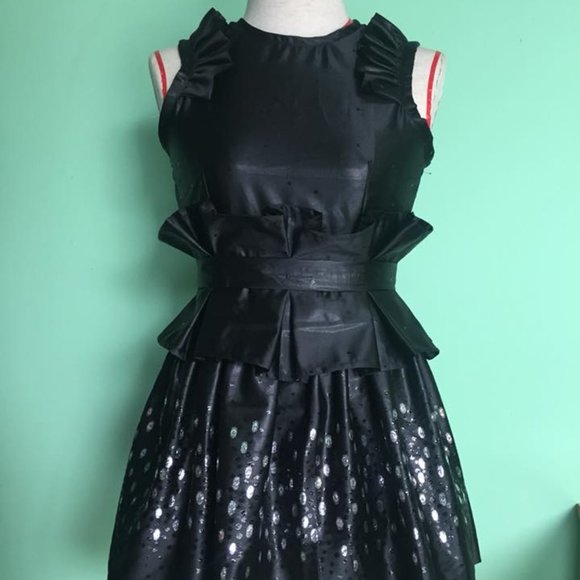 Dresses - Picture 1 of 1